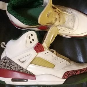 Nike Jordan size 9.5